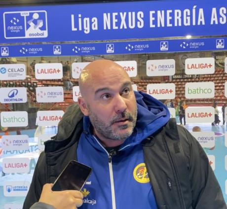 El BM Cuenca se va de vacío de Torrelavega entre polémica y frustración