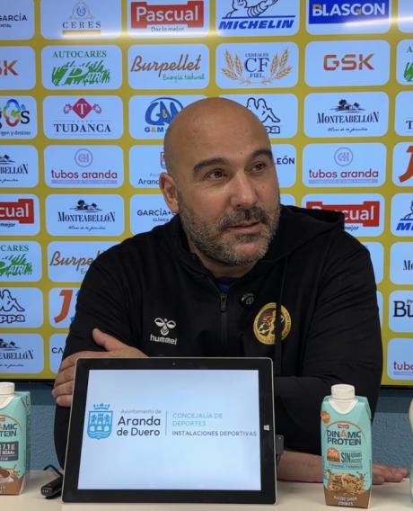 El entrenador del BM Cuenca reconoce una primera parte “para olvidar”