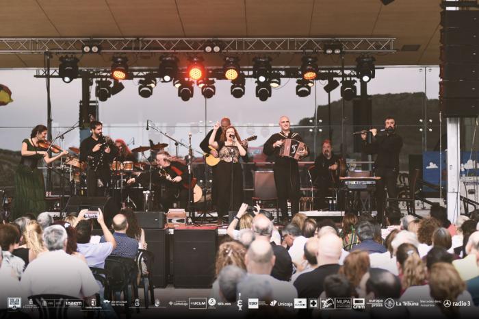 Luar Na Lubre desató la magia celta en una noche inolvidable de Estival Cuenca
