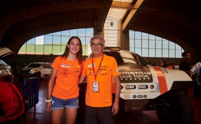 Manolo y Mónica Plaza, padre e hija, forman equipo para competir en el Dakar 2020