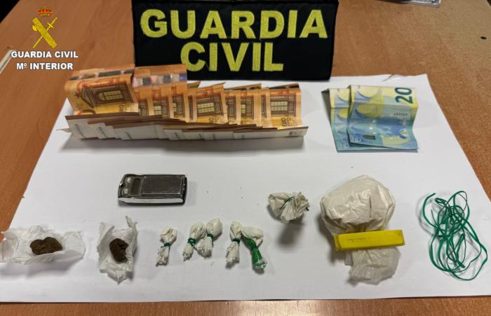 Detenidas dos personas en Villarrubio por tráfico de drogas