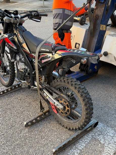 Inmovilizada una moto en Cuenca tras detectarse una conducción negligente y fallos de seguridad