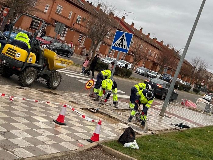 Cuenca invierte casi 6 millones desde 2019 en el mantenimiento de sus vías y acerados