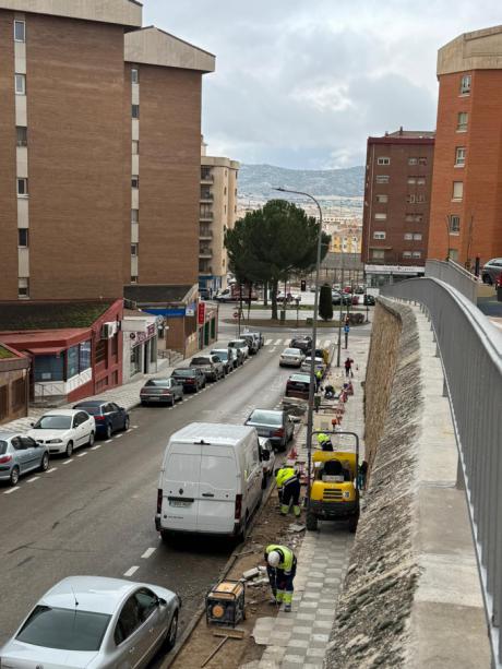 El Plan de Mantenimiento Urbano avanza con actuaciones integrales en acerados y firmes