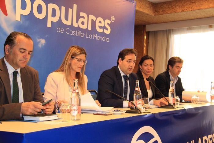 Núñez reclama a Page que acepte un debate electoral donde confrontar las ideas para mejorar la vida de los castellanomanchegos entre los dos aspirantes que pueden presidir la Junta