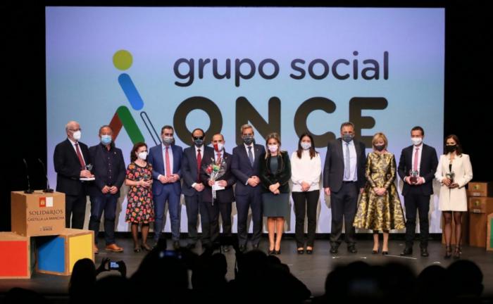 Tolón agradece la labor de la ONCE y destaca el compromiso de los galardonados con sus Premios Solidarios