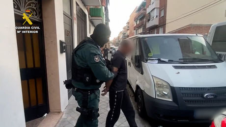 La Guardia Civil desarticula una banda que cometió robos en comercios