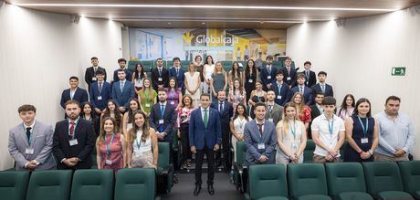 Globalcaja fortalece su conexión con la universidad incorporando a 60 estudiantes en prácticas