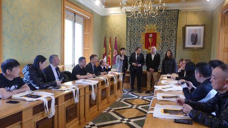 Dos empresas chinas valoran instalarse en Cuenca para expandirse en Europa