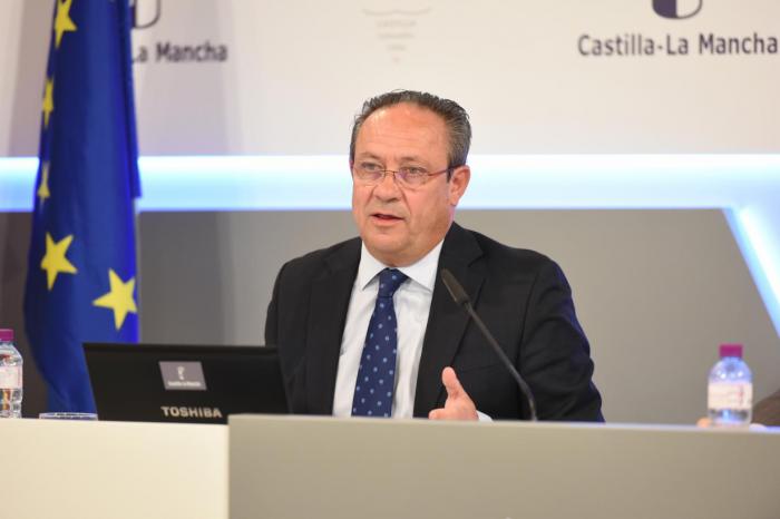 Castilla-La Mancha reduce en agosto cerca de 30 millones el déficit, situándolo en el 0,17 por ciento del PIB