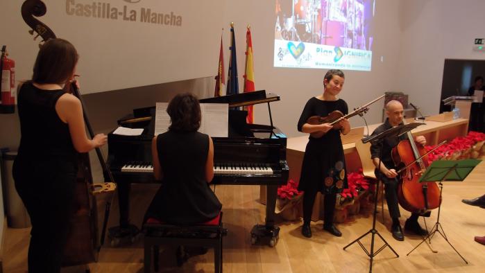 El proyecto de Humanización 'En clave de Hospital' cierra un año de actividad con 30 conciertos y más de 100 músicos voluntarios