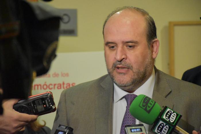 La Junta trabajará por la implantación 'lo antes posible' del grado de Turismo en Cuenca