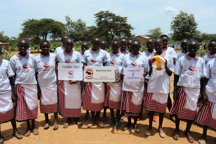 Niñas de Kenia agradecen a Castilla-La Mancha su lucha contra la mutilación genital femenina