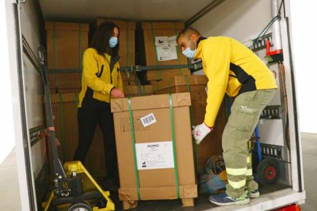 Castilla-La Mancha ha distribuido esta semana cerca de un centenar de equipos de ventilación mecánica en los centros hospitalarios de la región