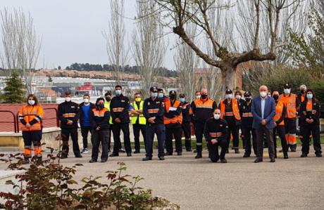 Voluntarios y voluntarias de las agrupaciones de Protección Civil aprenden técnicas para afrontar la búsqueda de personas en grandes áreas