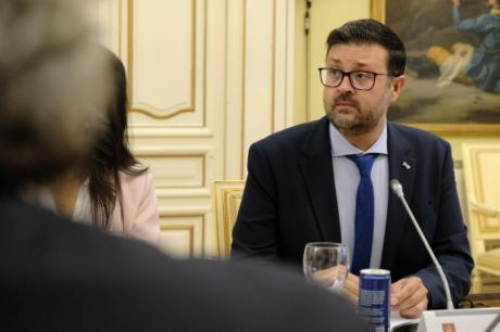 Castilla-La Mancha se suma al acuerdo planteado por el Ministerio de Educación sobre digitalización y respalda los criterios de financiación 