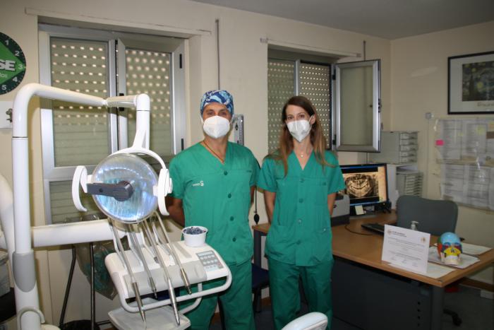 Un estudio realizado en el servicio de Cirugía Oral y Maxilofacial del Virgen de la Luz, reconocido en el congreso nacional de la especialidad 