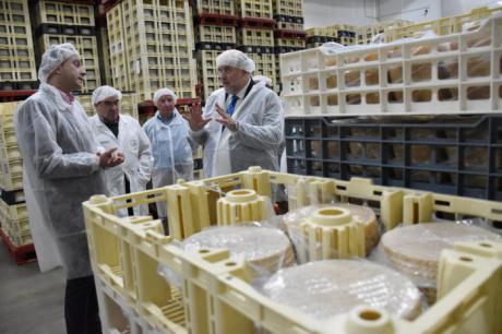 Martínez Guijarro destaca los “datos históricos de exportación de queso manchego”