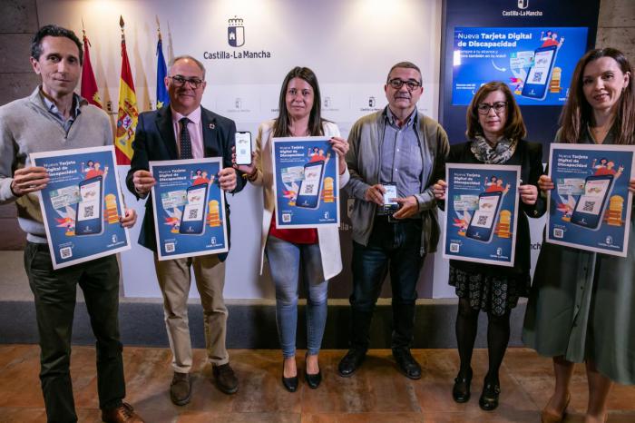 El Gobierno de Castilla-La Mancha, pionero en toda España al contar con la tarjeta de grado de discapacidad en formato digital