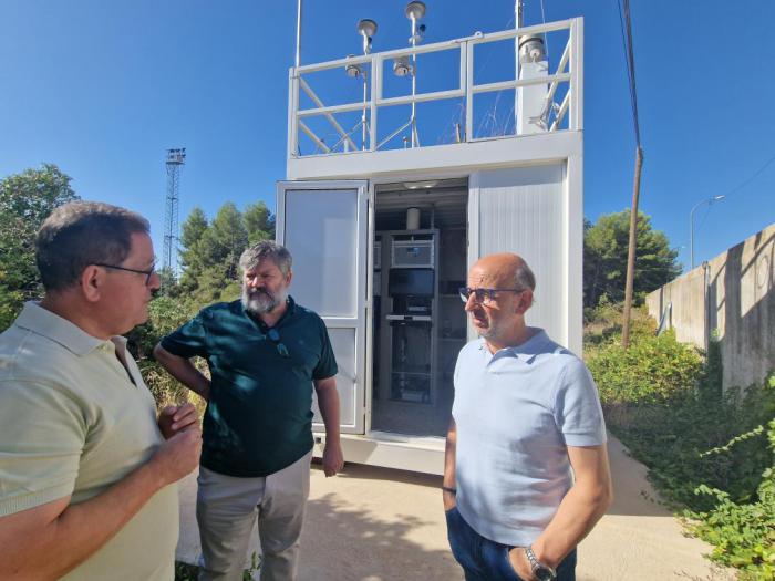 La región cuenta con una red regional de 15 estaciones para el control y la vigilancia de la calidad del aire