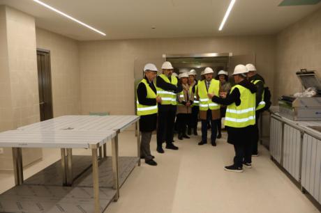 El Hospital Universitario dispone de una central de esterilización a la vanguardia tecnológica, totalmente automatizada y robotizada