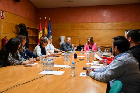 La Junta traslada a la comunidad LGTBI de Castilla-La Mancha los planes de apertura de nuevas sedes provinciales del SAI el próximo verano