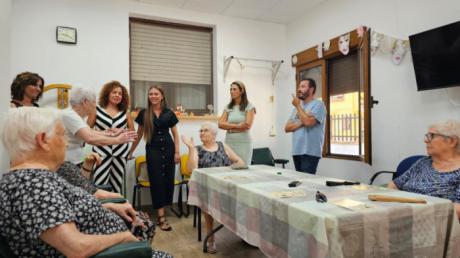 Amformad impulsa en Iniesta un modelo de atención integral para mayores en riesgo de aislamiento