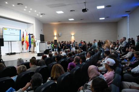 La FP Dual abre puertas al empleo en la planta de Sumitomo de Cuenca