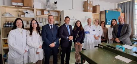 El IES Lorenzo Hervás, ejemplo regional en cultivos celulares y nanomedicina
