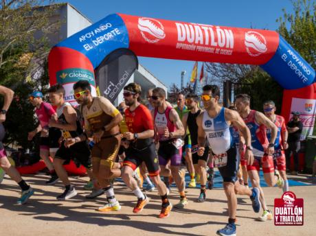 José Enrique Aroca y Patricia Alfaro se alzan con la victoria en el III Duatlón Cross de Jábaga