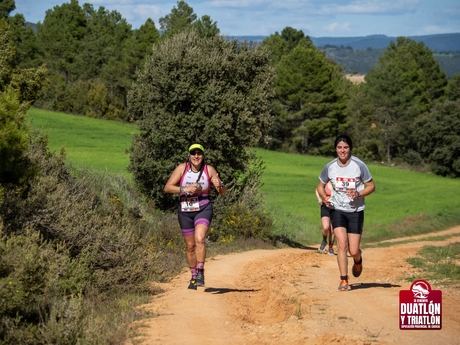 José Enrique Aroca y Patricia Alfaro se alzan con la victoria en el III Duatlón Cross de Jábaga