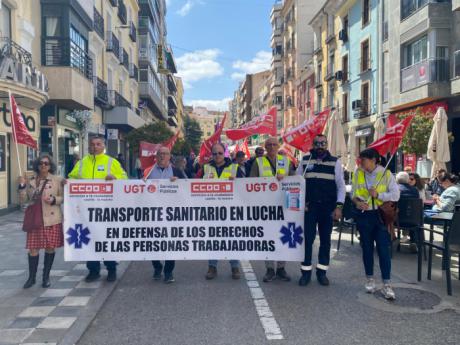 El transporte sanitario intensifica sus movilizaciones en la provincia, con la vista puesta en la reunión prevista con el Sescam