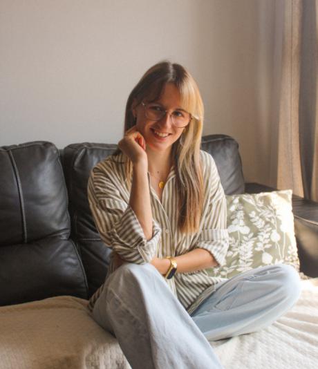 Paula Serrano y Ana M. Luján lanzan “La impostora”, un romance histórico escrito a cuatro manos