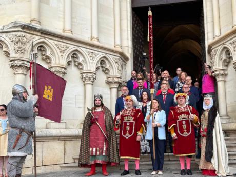 El Pendón de Alfonso VIII regresa a la Catedral en el Día de San Mateo