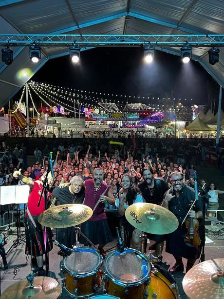 Trovadorum llena por segundo año consecutivo la carpa ferial con su rock celta