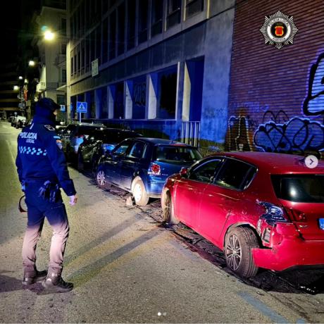 Cuatro vehículos implicados en un accidente en el centro de la capital
 