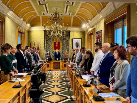 El Pleno del Ayuntamiento de Cuenca aprueba la renovación de la iluminación deportiva y la actualización del inventario municipal