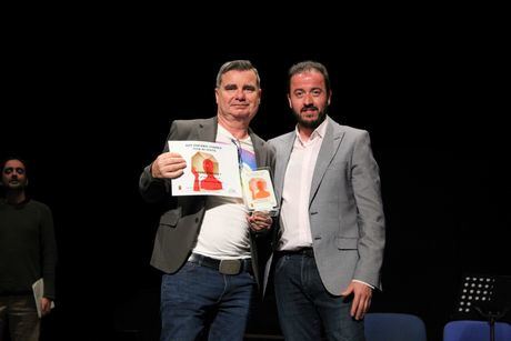 Ramón Bascuñana y José Guadalajara se alzan con los primeros premios del XXXVI Certamen Literario “Villa de Iniesta”