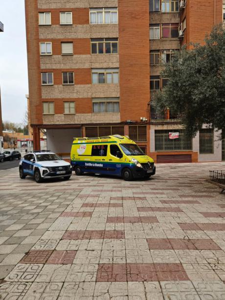 La Policía Local de Cuenca socorre a una mujer mayor tras una caída en su domicilio