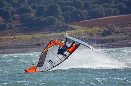 Gran espectáculo deportivo en el embalse de Alarcón