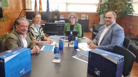 La Junta se reúne con CONXEMAR para impulsar el asociacionismo y el consumo de pescados y mariscos regionales