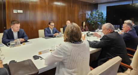 El Ministerio de Industria busca alternativas para minimizar el impacto del ajuste de plantilla de Mahle en Motilla del Palancar