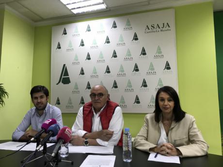 ASAJA anima a los agricultores a participar en la manifestación del día 10 en defensa del olivar tradicional