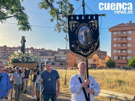 Numerosos conquenses participan en la festividad de San Antonio en la ermita de San Antonio el Largo