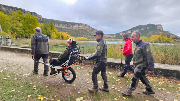El proyecto ‘Senderos inclusivos’ convierte la Serranía conquense en un espacio accesible para personas con diversidad funcional