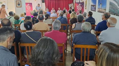 Moya da a conocer a los danzantes del LVI Septenario que pregonará la subdelgada del Gobierno en Cuenca Marí Luz Fernández