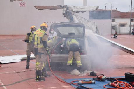 Más de 150 efectivos participan en un simulacro de activación del PLATECAM por accidente aéreo en Villanueva de la Jara