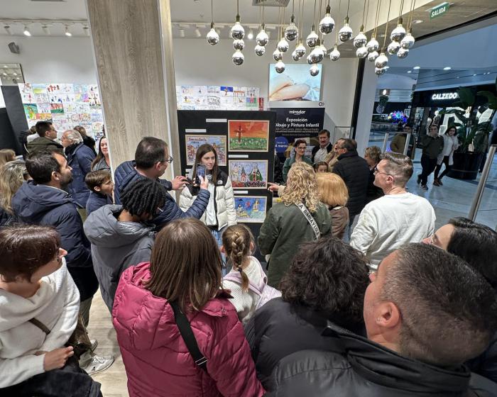 Creatividad y emoción en la exposición infantil de Semana Santa de Cuenca en El Mirador