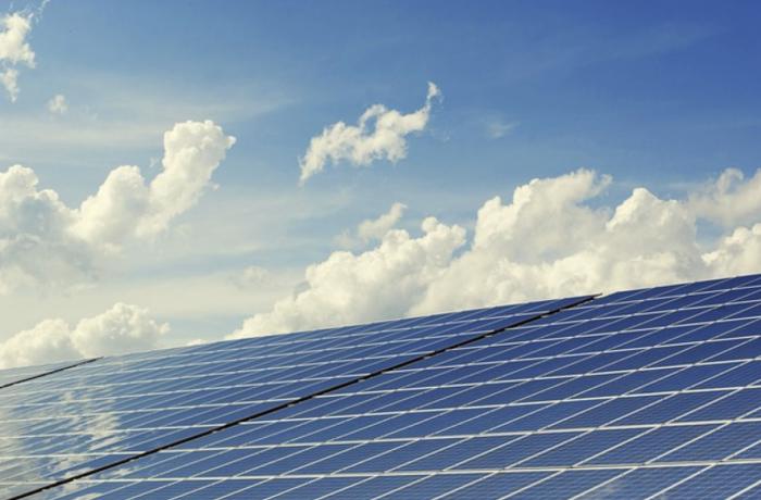 ¿Puedo participar en una comunidad solar si vivo en un piso?