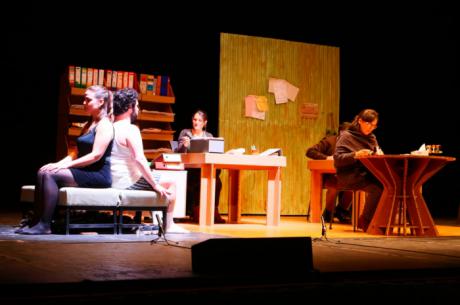La Primera Muestra de Teatro Aficionado premia a los grupos que han llevado la cultura a la provincia